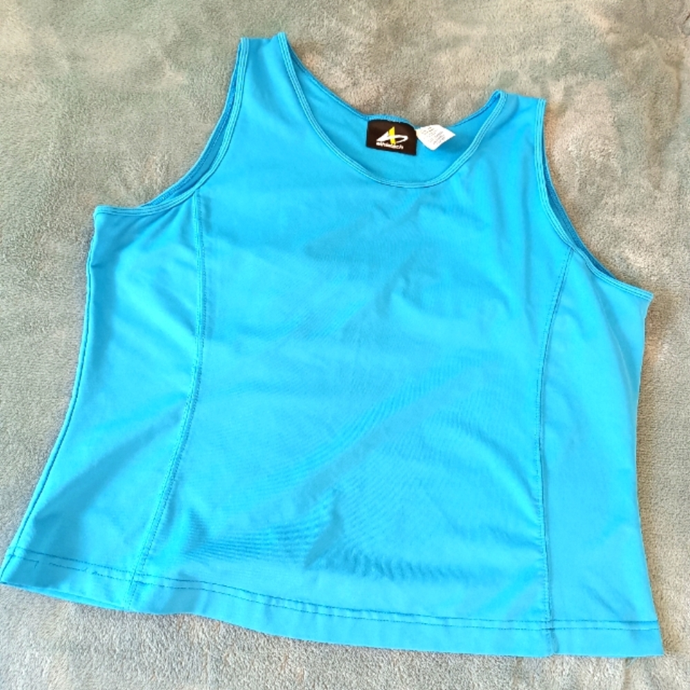 Athletech Tank Top in XL